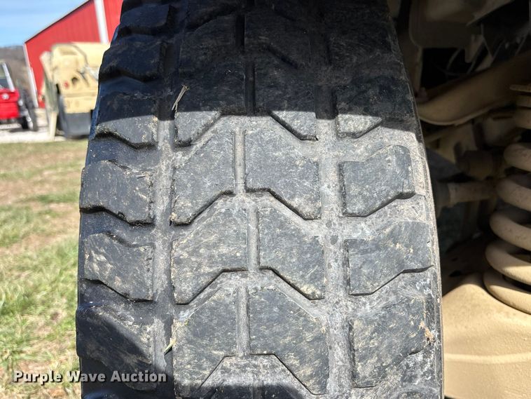 image for item EA4566 2007 AM General M1097R1 SUV