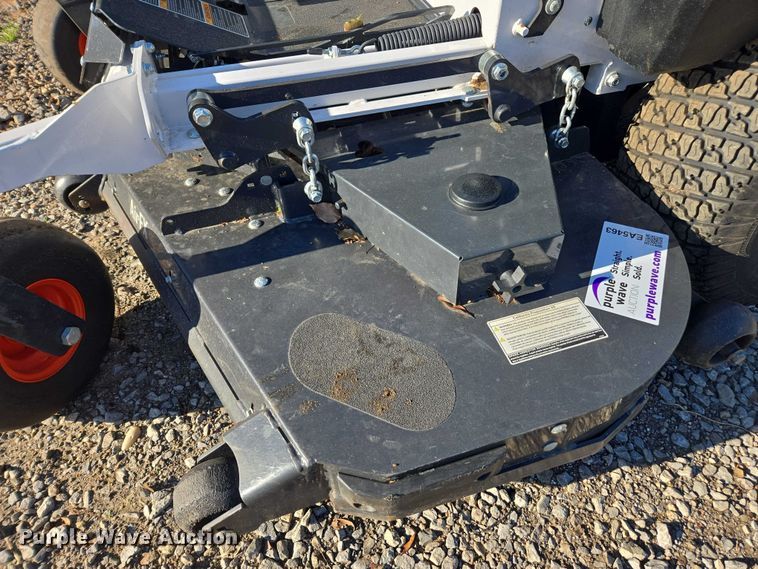 image for item EA5463 2004 Bobcat ZT7000 ZTR lawn mower