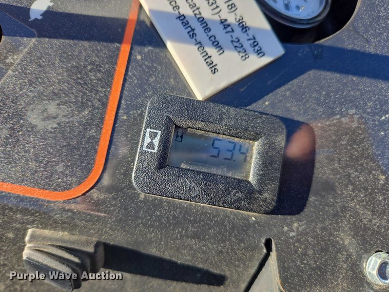 image for item EA5463 2004 Bobcat ZT7000 ZTR lawn mower