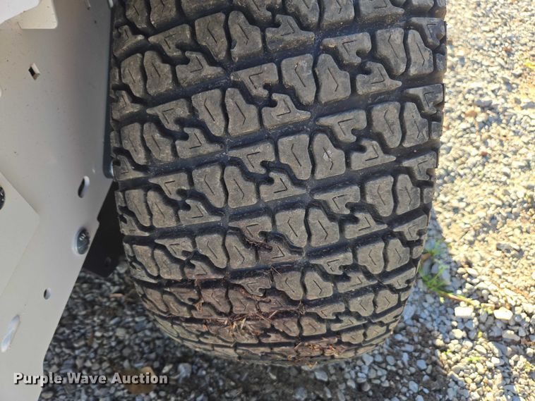 image for item EA5463 2004 Bobcat ZT7000 ZTR lawn mower