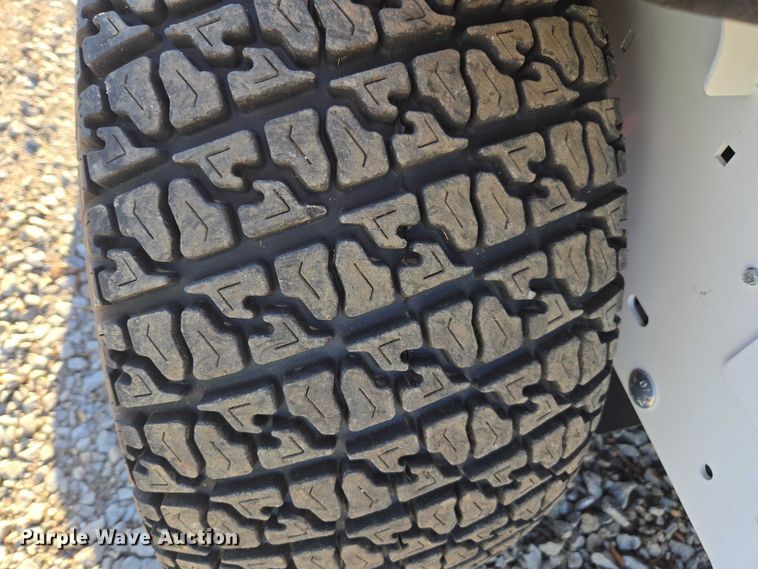 image for item EA5463 2004 Bobcat ZT7000 ZTR lawn mower