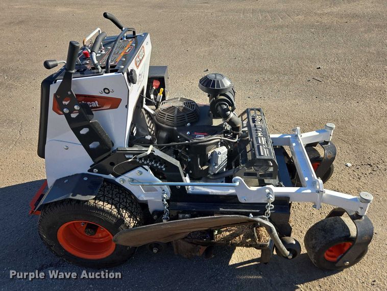 image for item EA5464 2004 Bobcat ZS4000 ZTR lawn mower