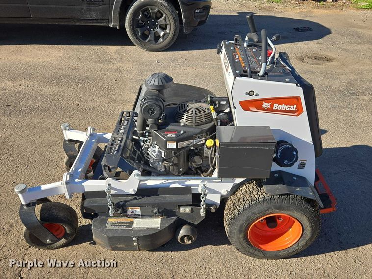 image for item EA5464 2004 Bobcat ZS4000 ZTR lawn mower