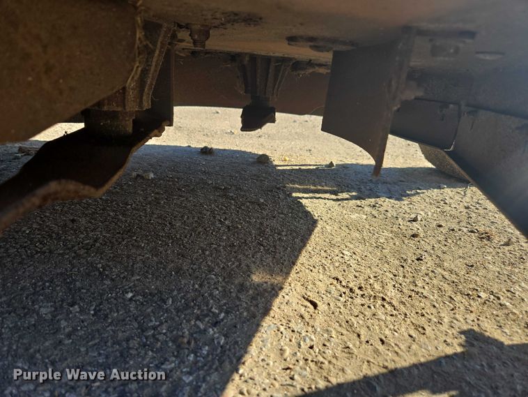 image for item EA5464 2004 Bobcat ZS4000 ZTR lawn mower