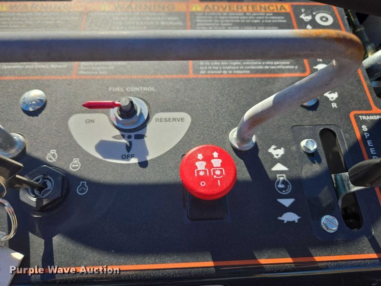 image for item EA5464 2004 Bobcat ZS4000 ZTR lawn mower