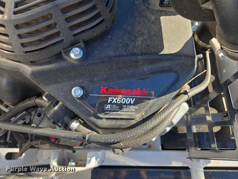 image for item EA5464 2004 Bobcat ZS4000 ZTR lawn mower