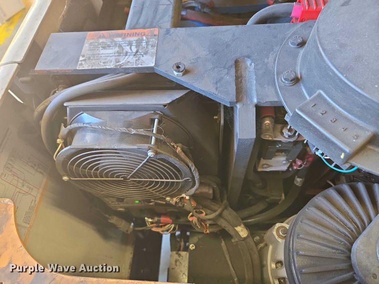 image for item EA5466 2016 Crown SP3520-30 order picker