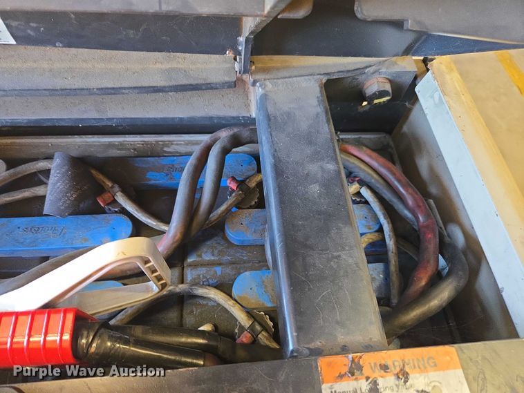 image for item EA5466 2016 Crown SP3520-30 order picker