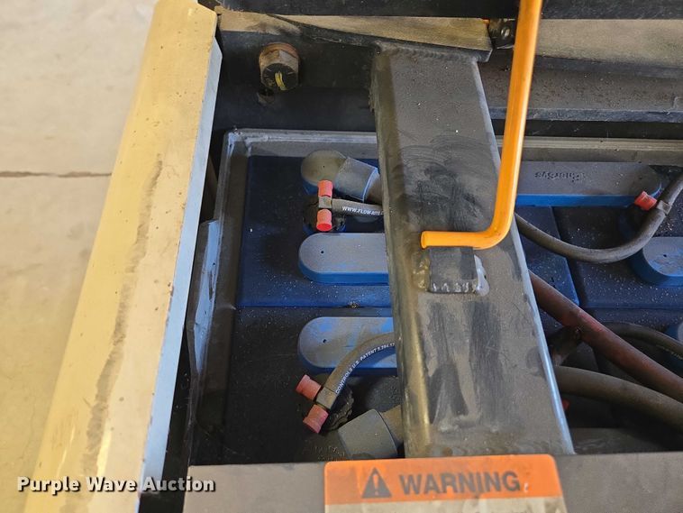 image for item EA5467 2016 Crown SP3520-30 order picker