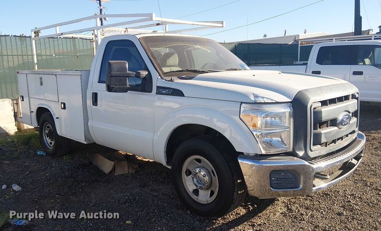 image for item EC1292 2015 Ford F250 Super Duty XL utility bed pickup truck