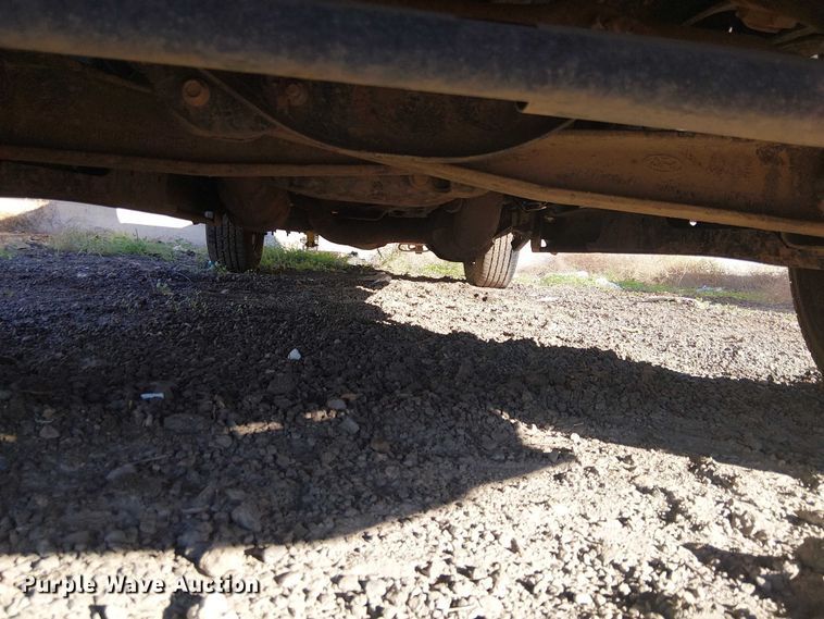 image for item EC1292 2015 Ford F250 Super Duty XL utility bed pickup truck