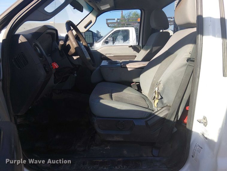 image for item EC1292 2015 Ford F250 Super Duty XL utility bed pickup truck