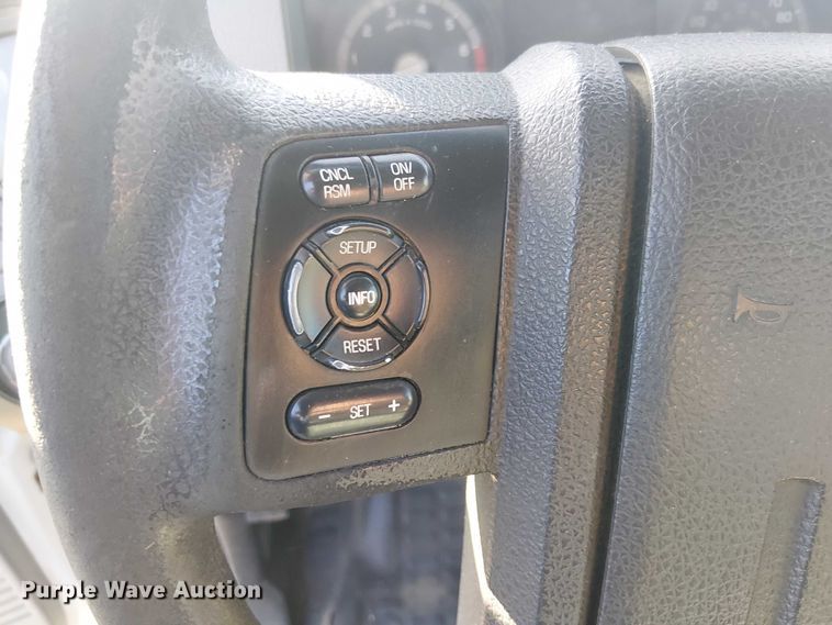 image for item EC1292 2015 Ford F250 Super Duty XL utility bed pickup truck