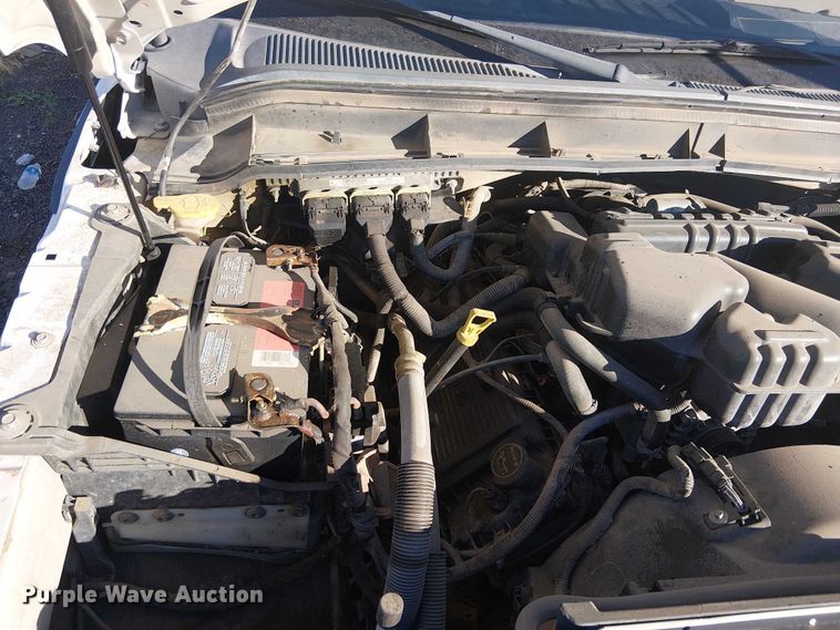 image for item EC1292 2015 Ford F250 Super Duty XL utility bed pickup truck