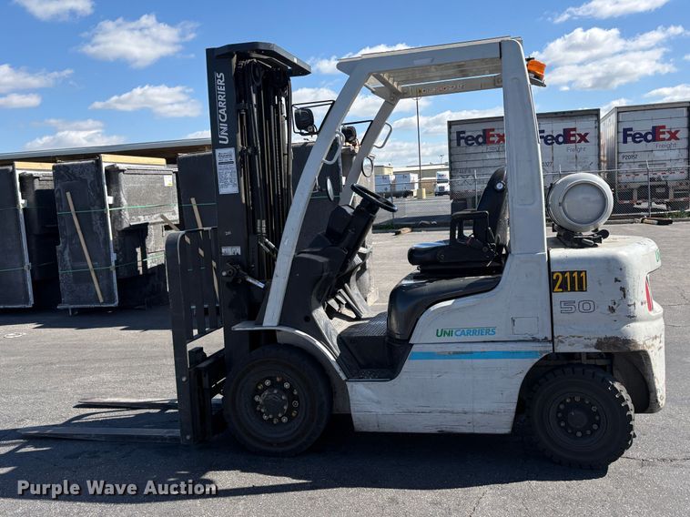 image for item EC8271 2017 UniCarriers PF50 forklift