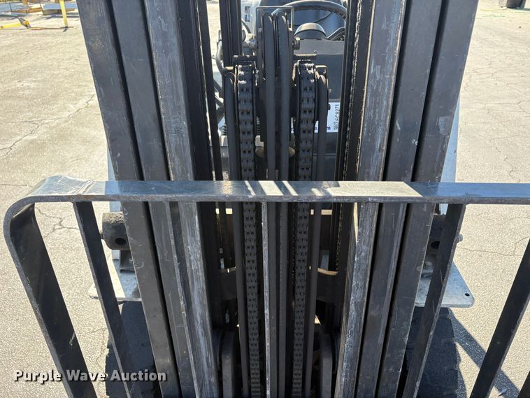 image for item EC8271 2017 UniCarriers PF50 forklift