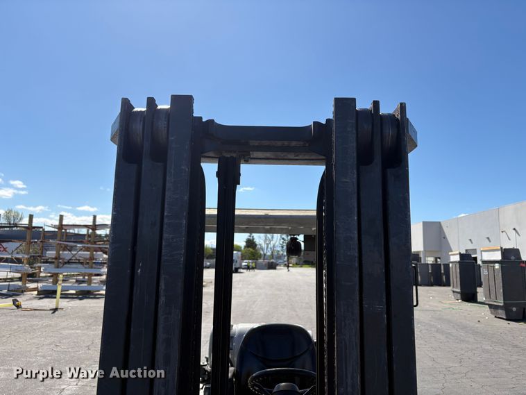 image for item EC8271 2017 UniCarriers PF50 forklift