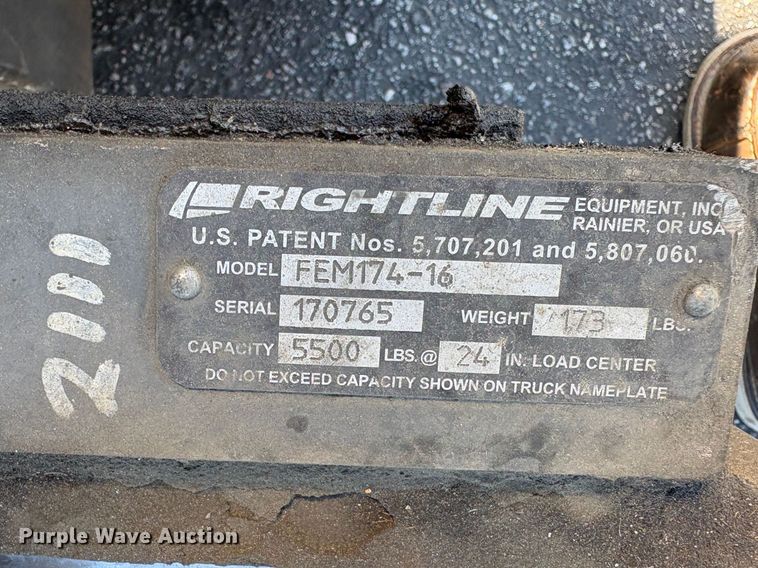 image for item EC8271 2017 UniCarriers PF50 forklift