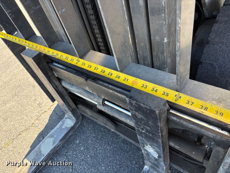 image for item EC8271 2017 UniCarriers PF50 forklift