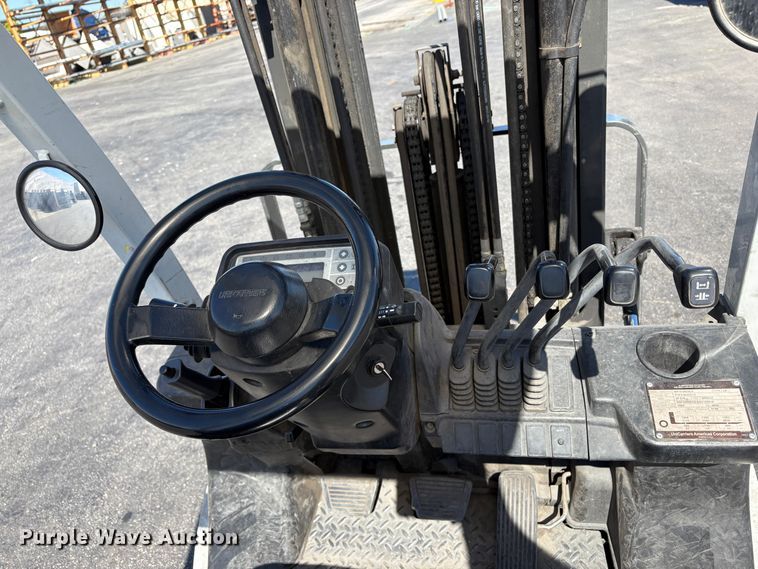 image for item EC8271 2017 UniCarriers PF50 forklift