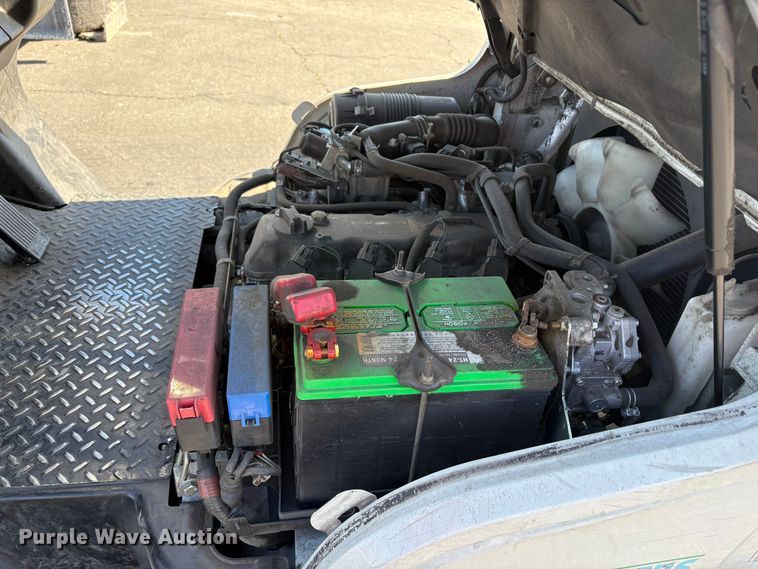 image for item EC8271 2017 UniCarriers PF50 forklift