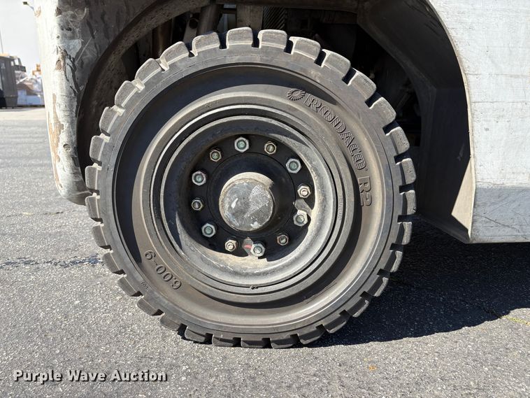 image for item EC8271 2017 UniCarriers PF50 forklift