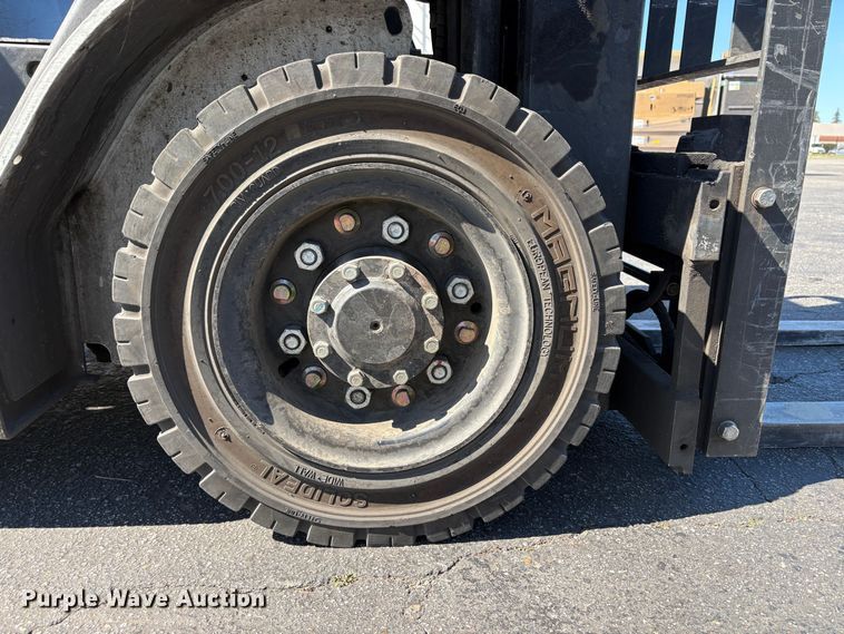 image for item EC8271 2017 UniCarriers PF50 forklift