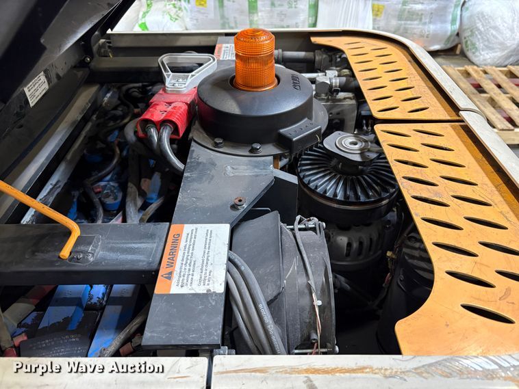 image for item EC8273 2016 Crown SP3520-30 order picker