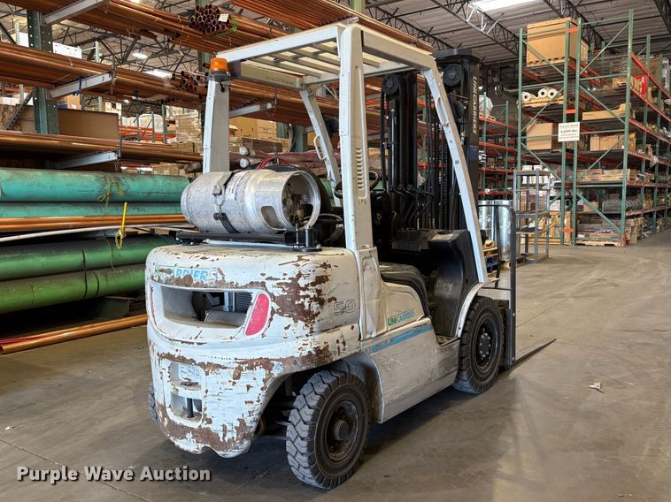 image for item EC8276 2016 UniCarriers PF50 forklift
