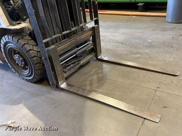 image for item EC8276 2016 UniCarriers PF50 forklift