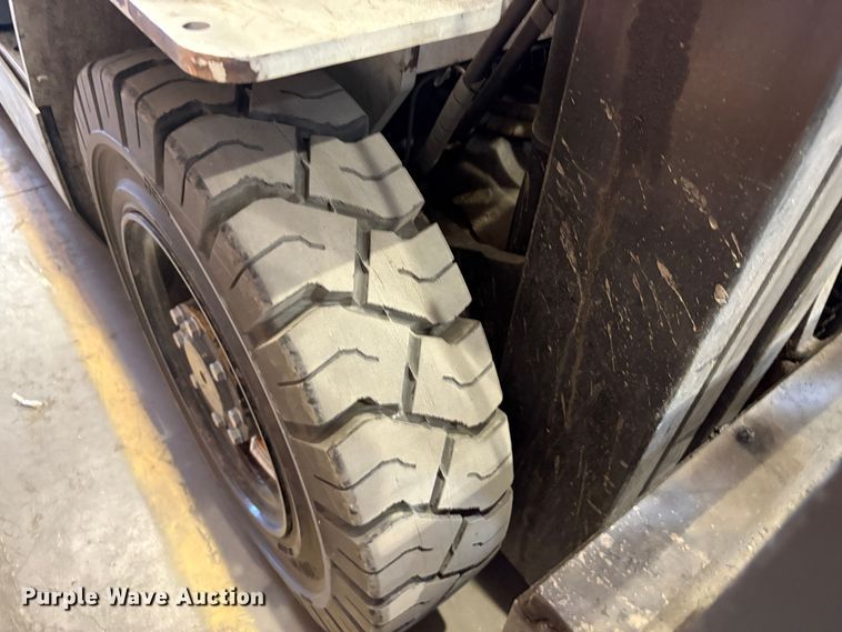 image for item EC8276 2016 UniCarriers PF50 forklift