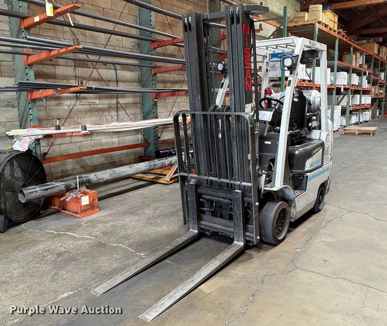 image for item EC8284 2017 UniCarriers CFS40 forklift