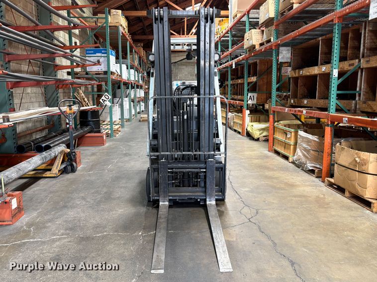 image for item EC8284 2017 UniCarriers CFS40 forklift