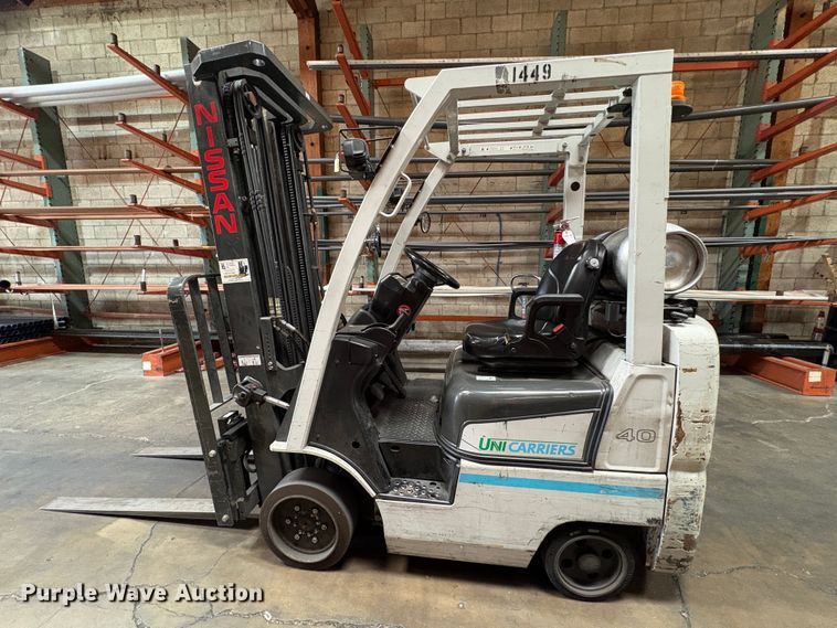 image for item EC8284 2017 UniCarriers CFS40 forklift