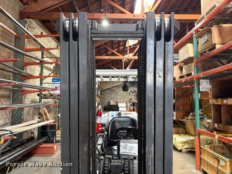 image for item EC8284 2017 UniCarriers CFS40 forklift