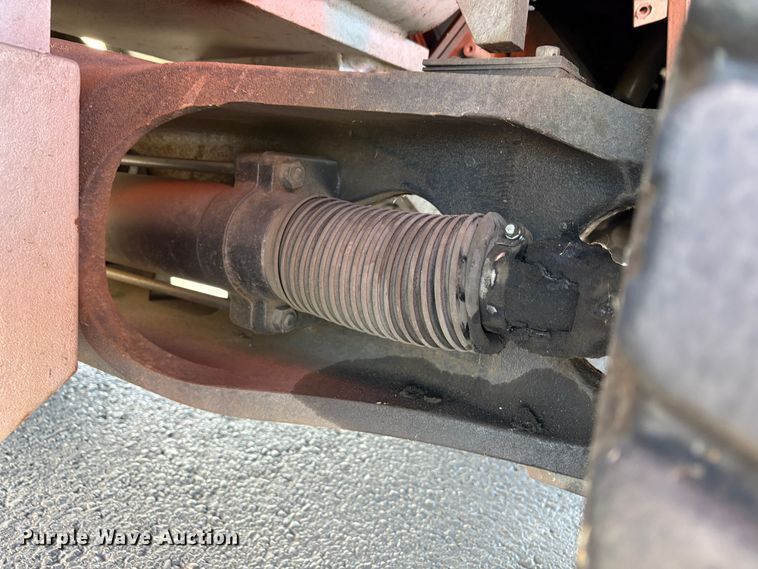 image for item EC8285 2011 Nissan PFD90Y forklift