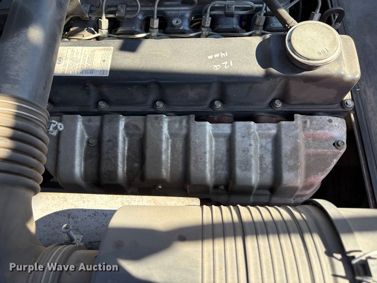 image for item EC8285 2011 Nissan PFD90Y forklift