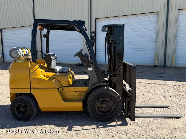 image for item ED5171 Caterpillar P8000 forklift