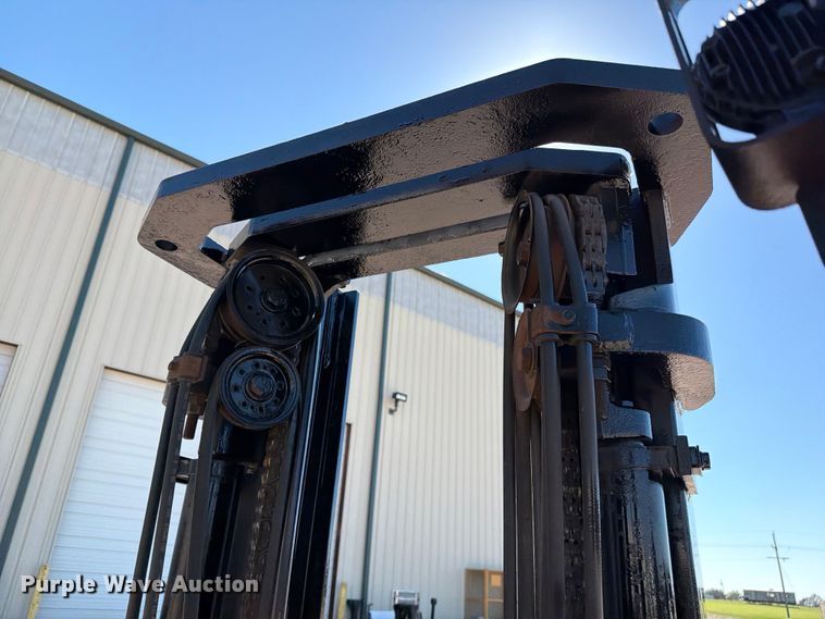 image for item ED5171 Caterpillar P8000 forklift