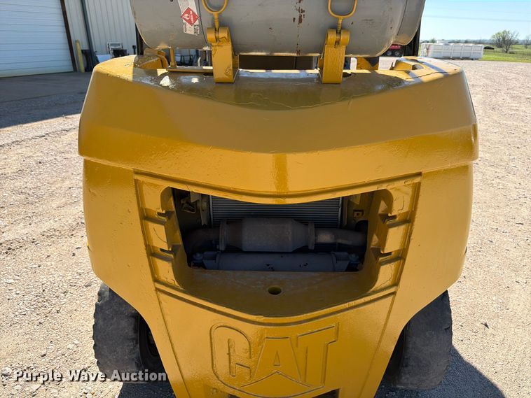 image for item ED5171 Caterpillar P8000 forklift