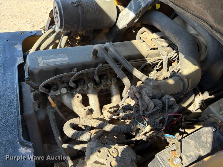 image for item ED5171 Caterpillar P8000 forklift