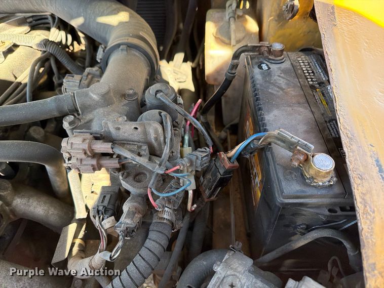 image for item ED5171 Caterpillar P8000 forklift