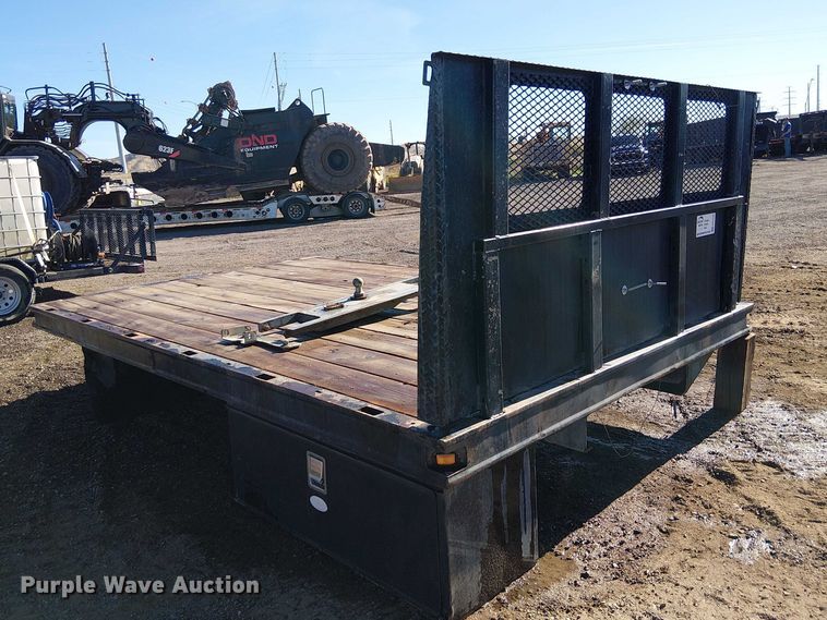 image for item EE5200 Flatbed