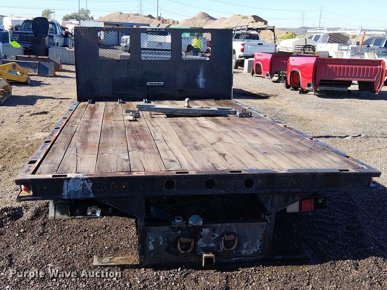 image for item EE5200 Flatbed