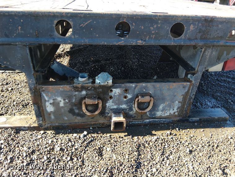 image for item EE5200 Flatbed