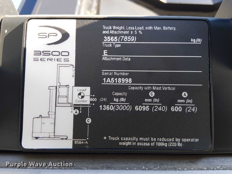 image for item EE5226 2018 Crown SP3520-30 order picker