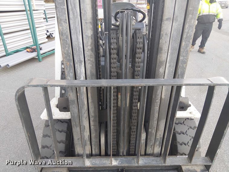 image for item EE7980 2016 UniCarriers PF70 forklift