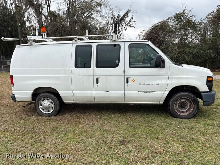 image for item EF1008 2014 Ford E150 van