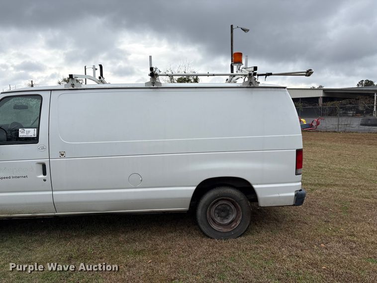 image for item EF1008 2014 Ford E150 van