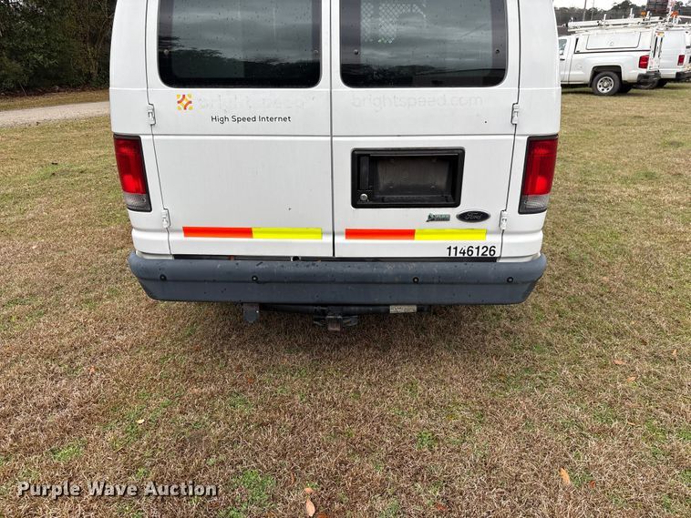 image for item EF1008 2014 Ford E150 van